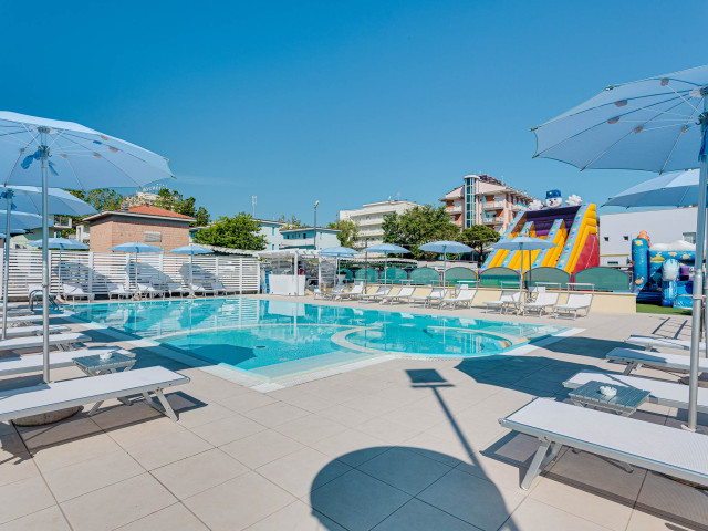 media.gallery_piscina-hotel-san-giorgio-cesenatico-(54)