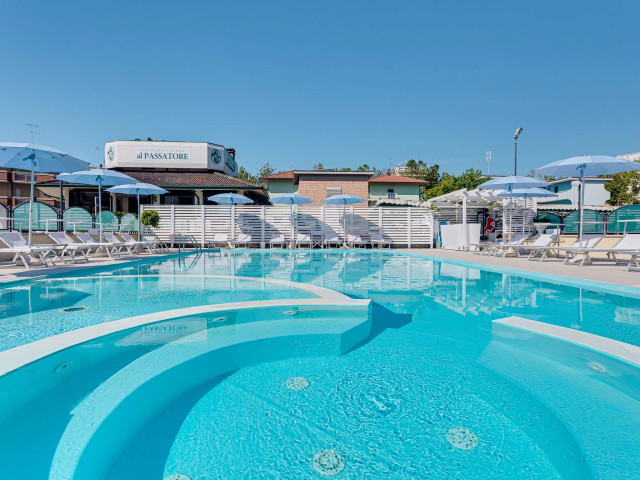 media.gallery_piscina-hotel-san-giorgio-cesenatico-(45)
