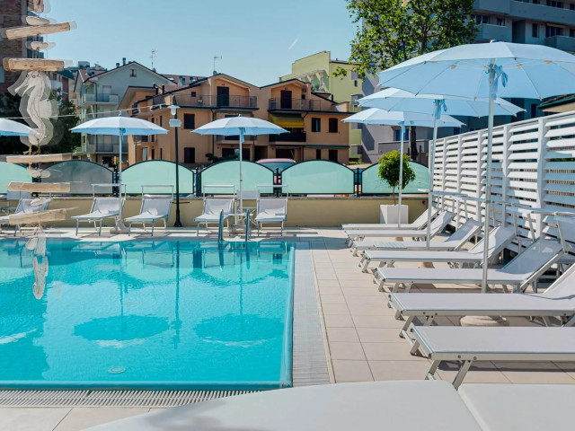 media.gallery_piscina-hotel-san-giorgio-cesenatico-(61)